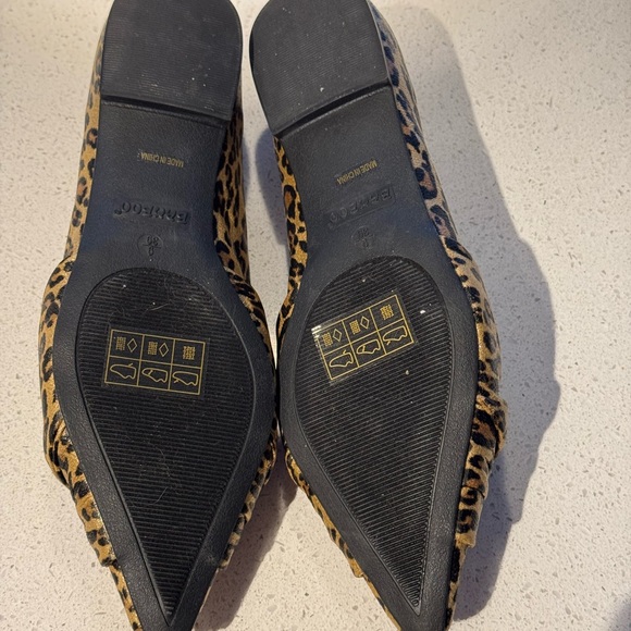 Leopard Print Women's Flats - Picture 4 of 5